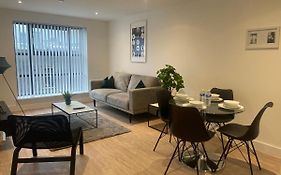 Stylish Modern One Bed Apartment
